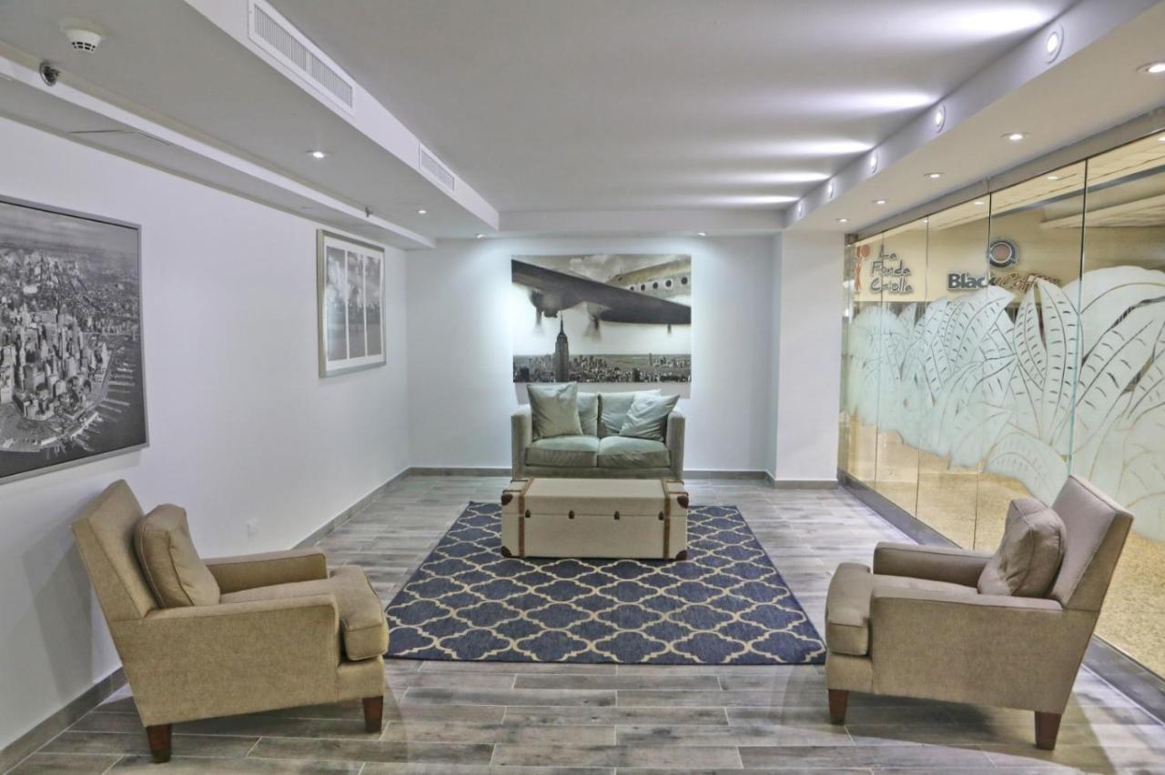 San Juan Airport Hotel Esterno foto